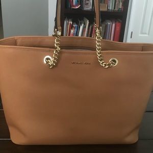 Michael Kors Tote Bag!